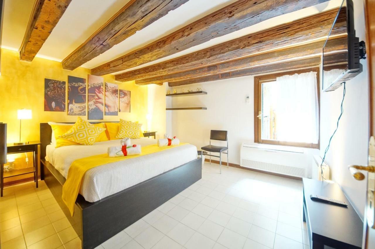 Calle Dei Fabbri San Marco Apartment Velence Kültér fotó